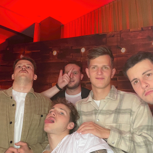 251207-024738-FSQSJ306